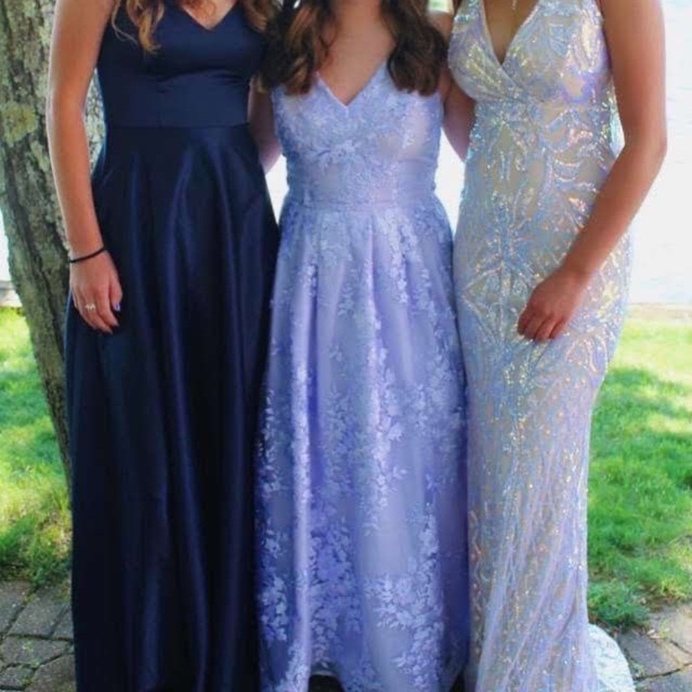PROM DRESS - Picture 4 of 4